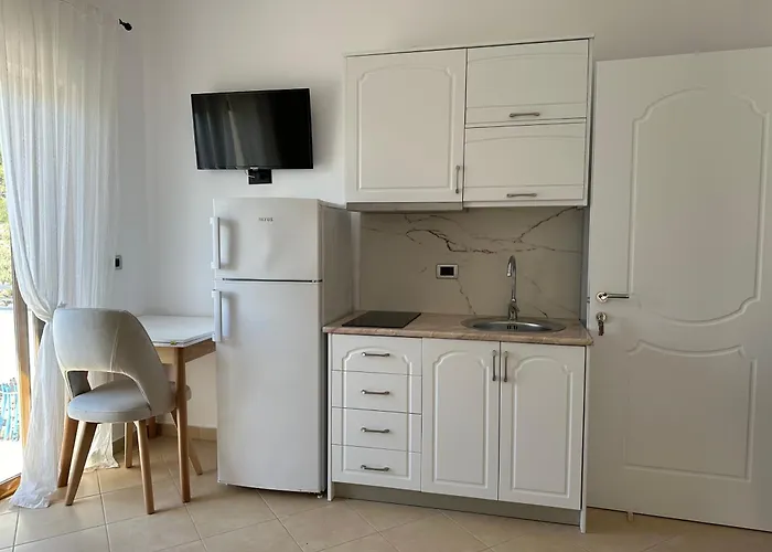 Rama Apartments